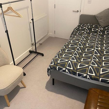 Small Double Room To Rent Newhaven Kültér fotó